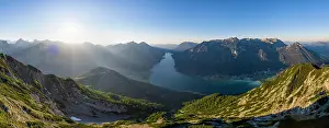 Achensee: Mountain panorama from Bcrenkopf, Achensee, left