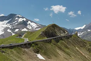 Hohe: Mountain pass Fuscher Toerl (2.428 m) at High Tauern