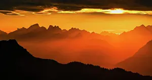 Bern: Mountain ranges in the morning light, Brienzer Rothorn