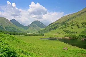 Beag: Mountain scenery - Buachaille Etive Beag and Mor