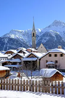 Townsmall: Mountain village Sent, village view in winter, Lower