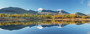 Oppland: Mountains Hogronden and Digerronden mirrored in a lake at Do