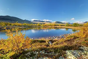Oppland: Mountains Hogronden and Digerronden mirrored in a lake at Do