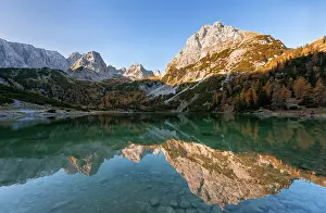 Ehrwald: Mountains are reflected in the Seebensee, Sonnenspitze