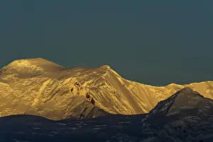 Neko: Mountains snow capped at dawn