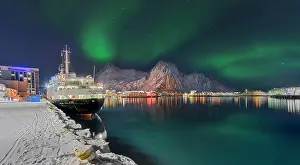 Austvgy: The MS Lofoten of Hurtigruten in the port of Svolvaer