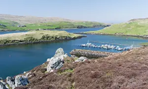 Muckle: Muckle Roe, a small island of the Shetland