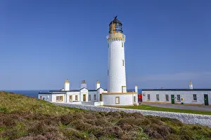 Wigtownshire: Mull of Galloway lighthouse - Mull of Galloway headland