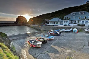 Harbours: Mullion Harbour - Cornwall - UK