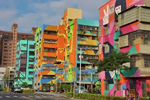 050320: Murals on buildings in Weiwu Mimi Village, Kaohsiung