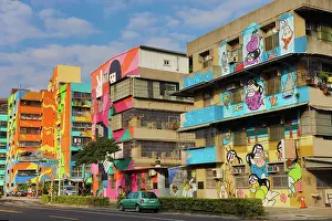 050320: Murals on buildings in Weiwu Mimi Village, Kaohsiung