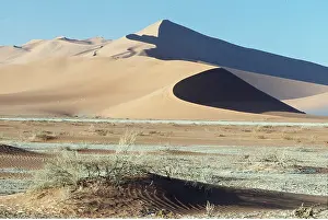Namibian: NAMIB DESERT - NEAR SESRIEM