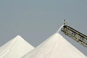 Evaporation: Namibia - Salt works at the evaporation pans near
