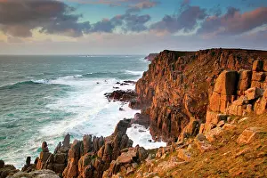 Land�s: Nanjizal - view looking towards Land's End