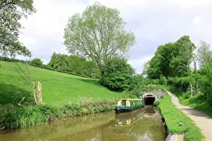 Canals: Narrow Boat - Monmouth and Brecon Canal