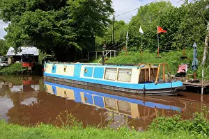 Canals: Narrow Boats - Monmouth and Brecon Canal