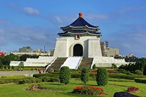 300517: The National Chiang Kai Shek Memorial Hall in Taipei, Ta