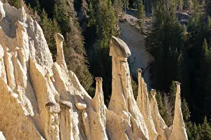 Adige: Natural Monument fairy chimneys of Platten, Piramidi