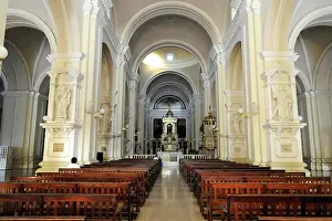 Built: Nave and altar area, Leon Cathedral, Catedral de
