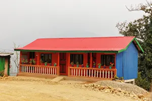Couleur: Nayabazar, a colourful and flowery house