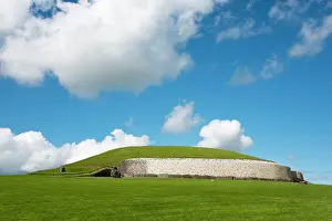 Burial: Neolithic burial mound, Newgrange, County Meath