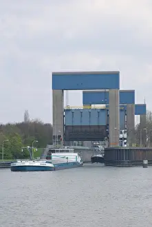 Cargo: Netherlands, Gelderland, Weurt near Nijmegen