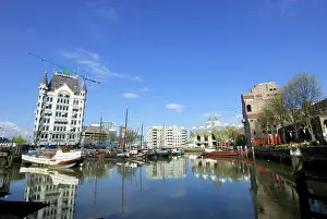 Engelbrecht: Netherlands, South Holland, Rotterdam, Kubuswoningen
