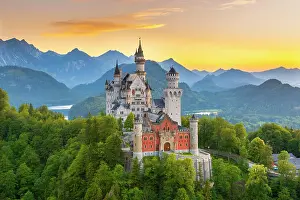 Fairytale: Neuschwanstein Castle, near Fassen, Ostallgcu, Allgcu
