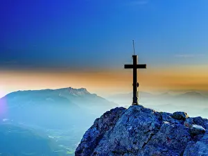 Berchtesgaden: New summit cross of the Kleiner Watzmann in the