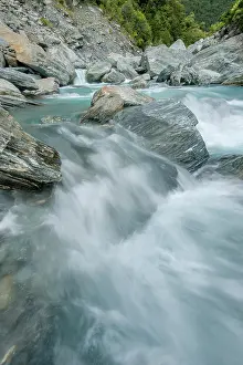 Refreshing: New Zealand, South Island, Mt. Aspiring