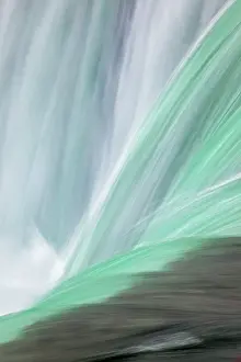 Niagara: Niagara Falls