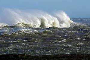 Caused: North Sea - waves and surf caused by autumn storm