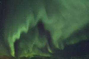 Wavy: Northern Lights - Aurora Borealis over the Lofoten - Norway