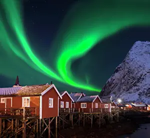Rorbu: Northern Lights in Pure Historic Fishing Lofoten