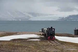Coal: Norway, Arctic Circle, Svalbard Islands