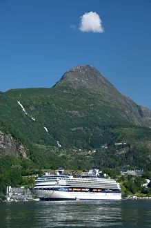 Cruise: Norway, Geirangerfjord, Geiranger. Cruise