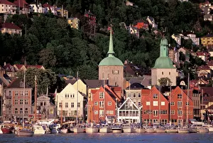 Walter: Norway, Hordaland, Bergen. Harbor view