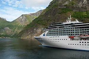 Cruise: Norway, Sogne Fjord (aka Sognefjord), the