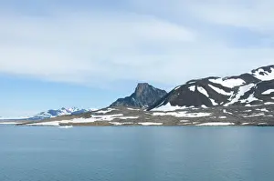 Retreating: Norway, Svalbard Archipelago, Spitsbergen