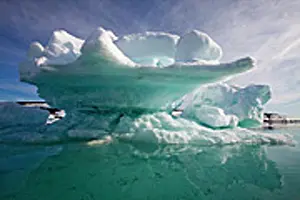 Edgeoya: Norway, Svalbard, Edgeoya Island, Icebergs