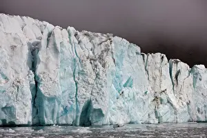 Burgerbukta: Norway, Svalbard, Spitsbergen Island, Blue