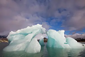 Nordfjorden: Norway, Svalbard, Spitsbergen Island, Morning