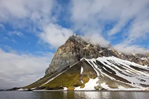 Souders: Norway, Svalbard, Spitsbergen Island, Mountain
