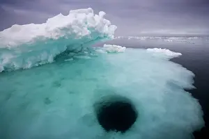 Souders: Norway, Svalbard, Storfjorden Fjord, Hole