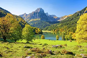 Foothills: Obersee, Brannelistock, 2133m, Glarus, Switzerland