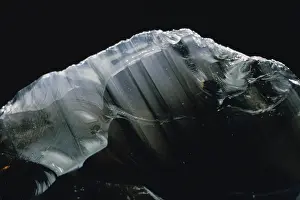 Glassy: Obsidian