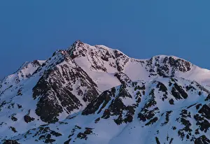 Vent: The Oetztal Alps during winter with ice