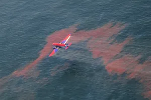 Plane: Oil dispersant operations