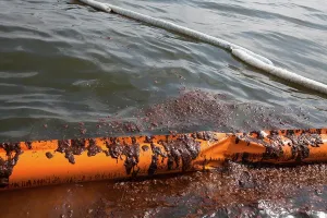 Cleanup: Oil Spill Containment Booms