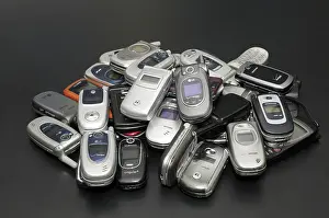 Recycling: Old cell phones